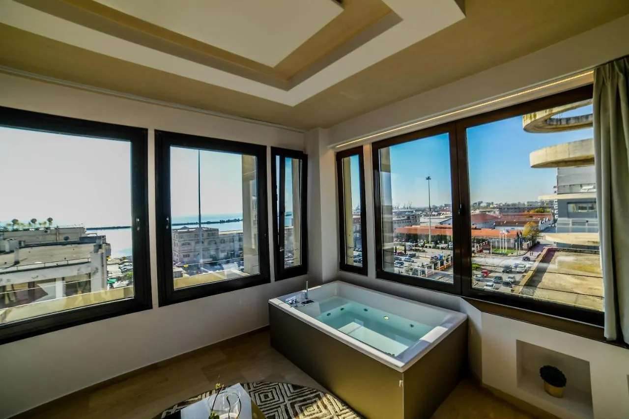 Thessaloniki Riviera View Suites 1 0*,