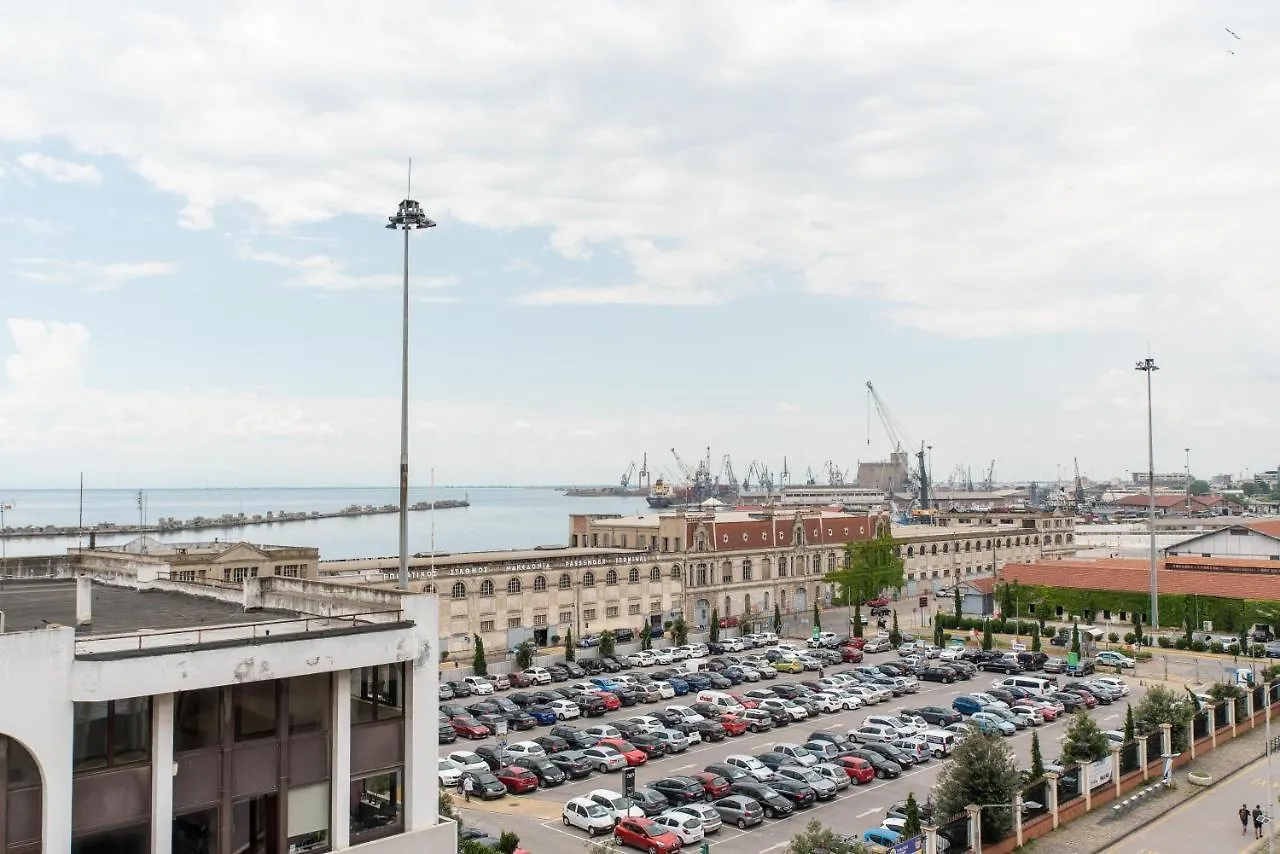 Thessaloniki Riviera View Suites 1